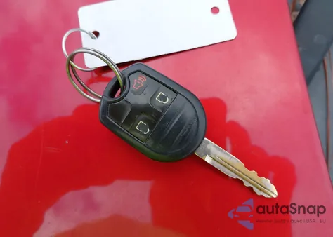 2012 Ford Mustang V6 z USA, uszkodzony, nr VIN 1ZVBP8AM6C5260105